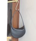 レザーラウンドバッグ　Leather Round Bag