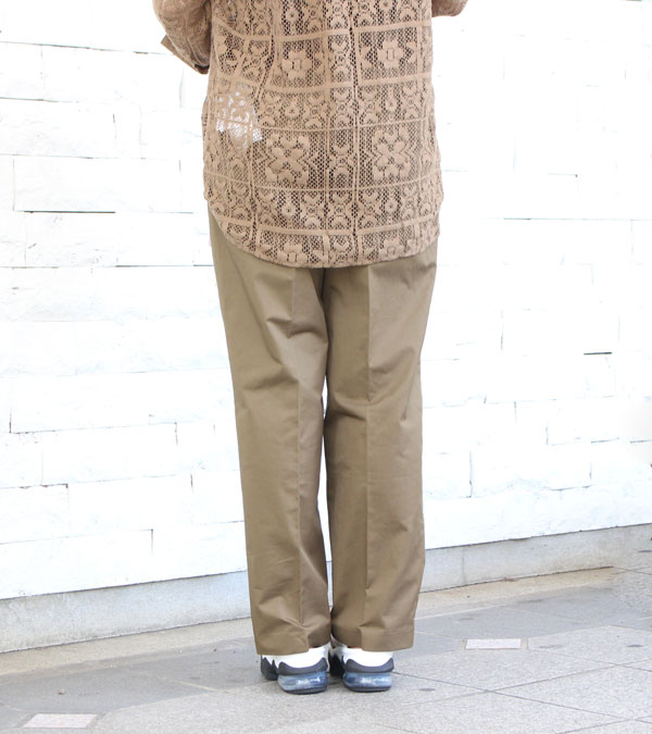 20%OFF！タックツイルトラウザー Tuck Twill Trousers《セール商品